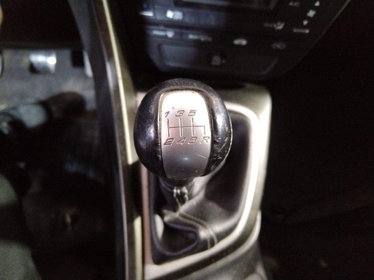 Honda Civic 1.4 I-VTEC Comfort - foto 13