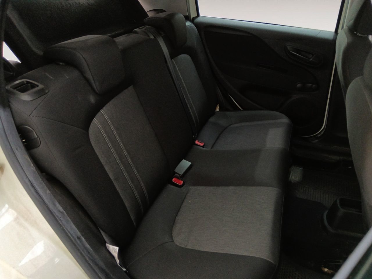Fiat Punto 1.3 MultiJet Pop - foto 9