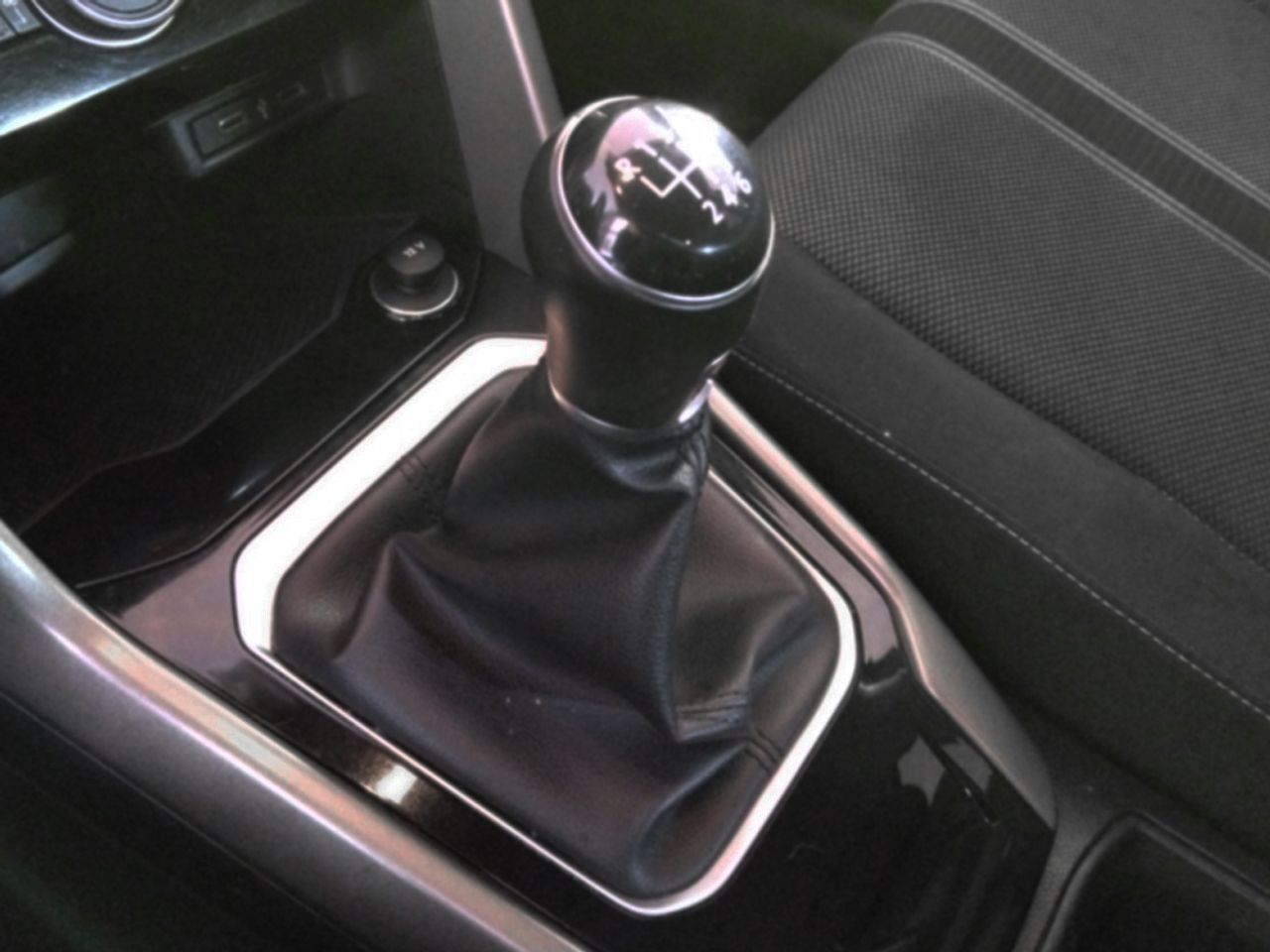 Volkswagen T-Roc Advance R-Line 2.0 TDI - foto 13