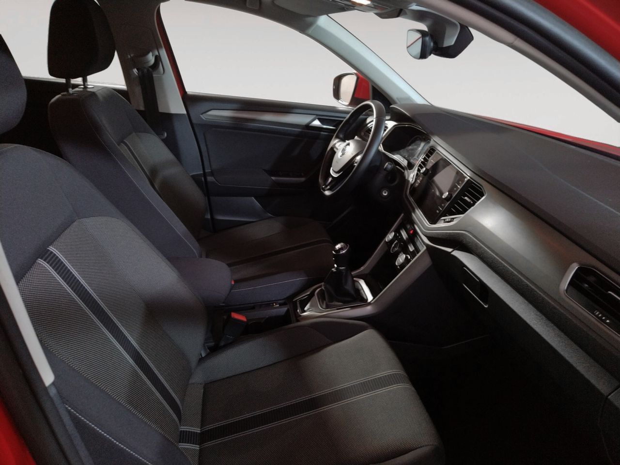 Volkswagen T-Roc Advance R-Line 2.0 TDI - foto 9