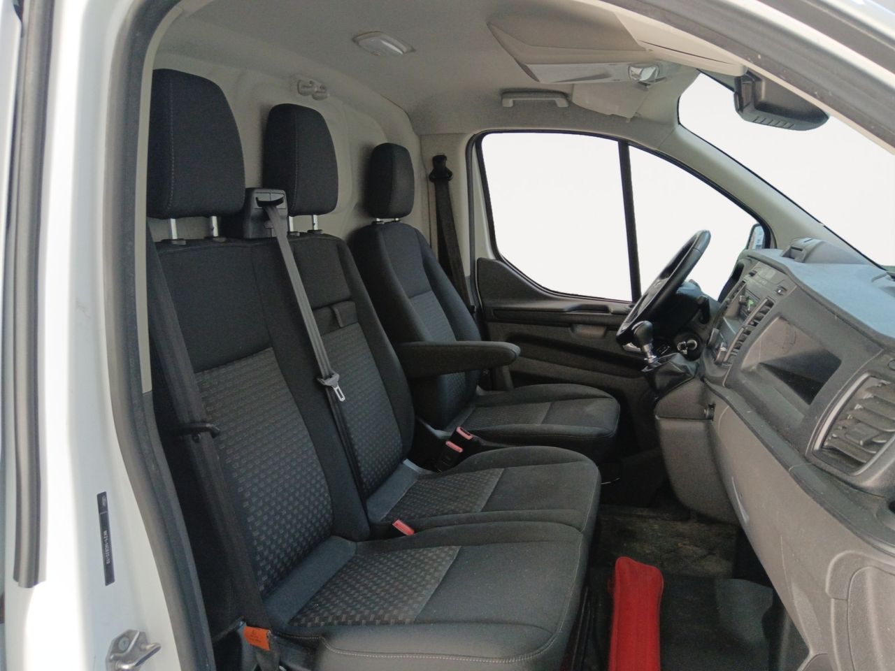 Ford Transit Custom Furgon 2.0 TDCi MHEV 280 L1 Trend - foto 10