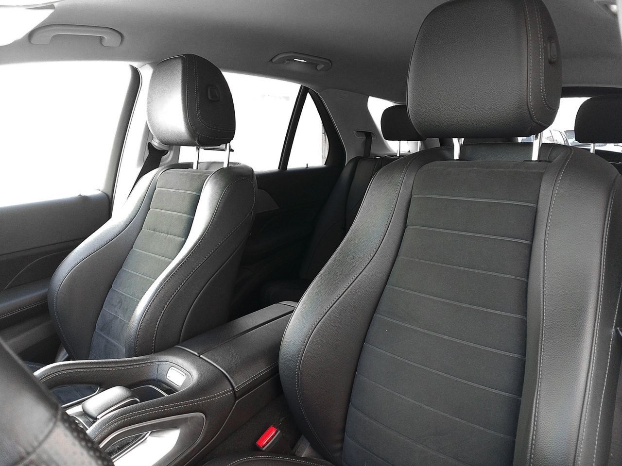 Mercedes-Benz GLE 300 d 4Matic - foto 20