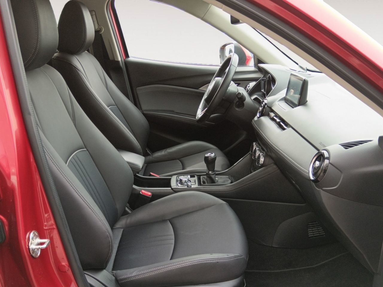 Mazda CX-3 1.8 D Zenith 2WD - foto 11
