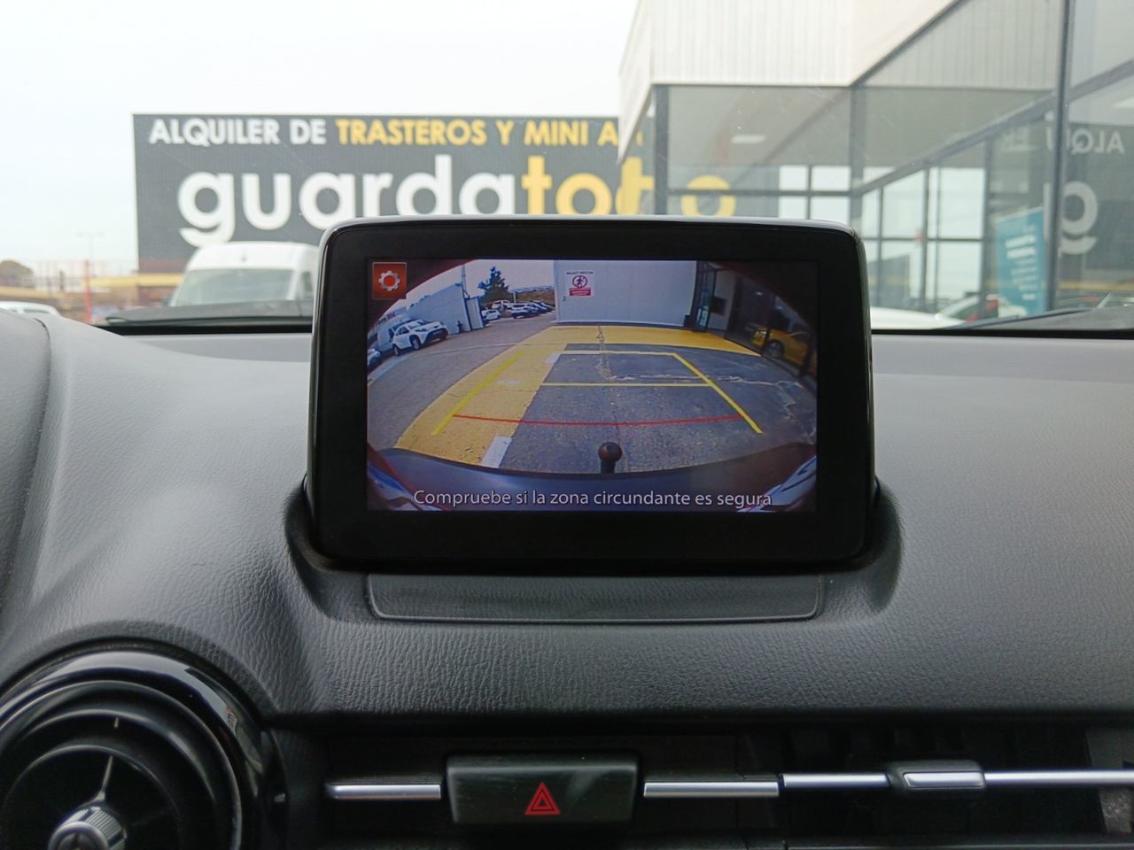 Mazda CX-3 1.8 D Zenith 2WD - foto 19