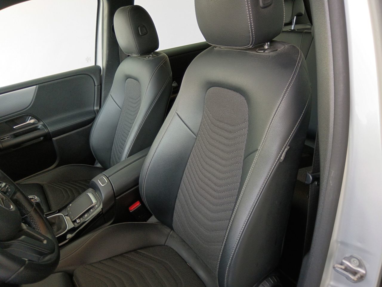 Mercedes-Benz Clase B B 180 d - foto 24