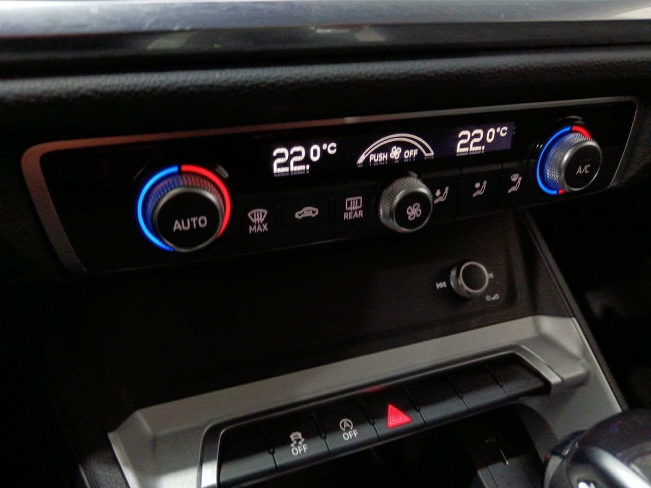 Audi Q3 Advanced 35 TDI S tronic - foto 18