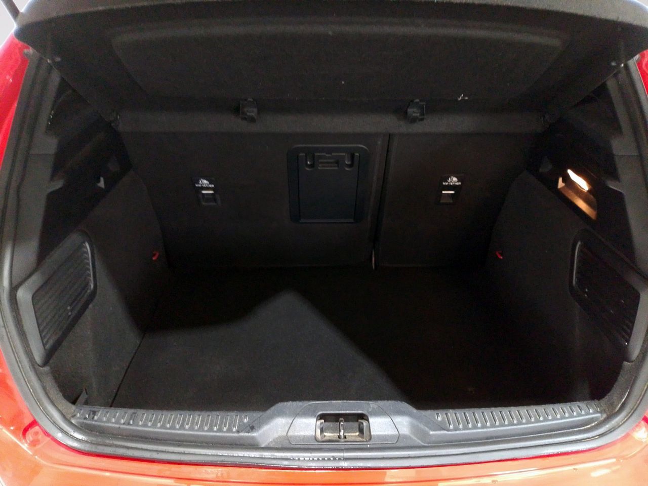 Ford Focus 1.0 EcoBoost MHEV ST-Line - foto 11