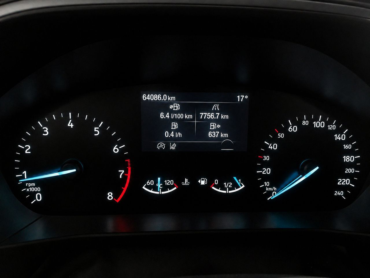Ford Focus 1.0 EcoBoost MHEV ST-Line - foto 14
