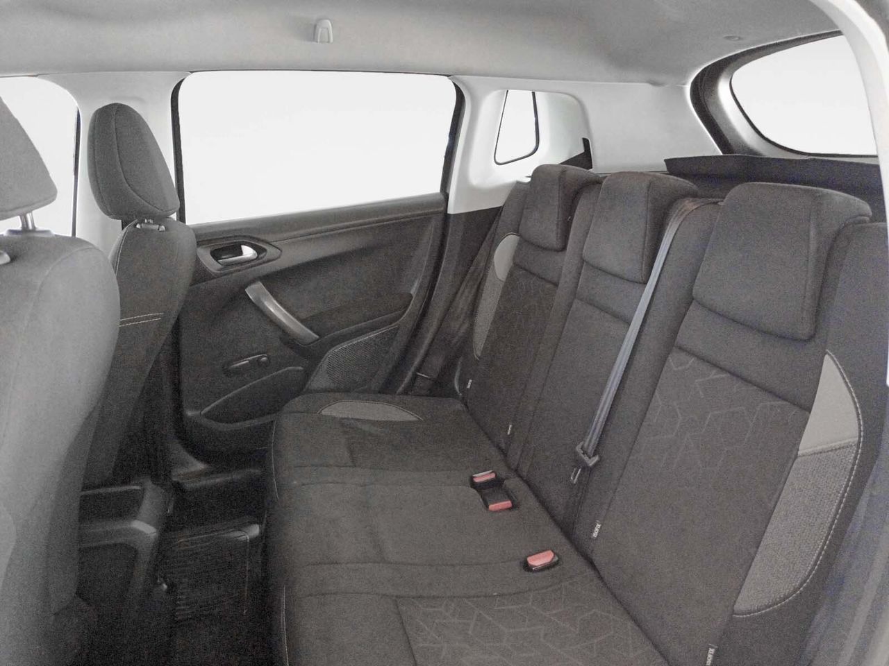 Peugeot 2008 BlueHDi 100 Style - foto 10