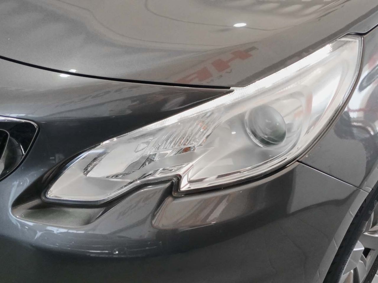 Peugeot 2008 BlueHDi 100 Style - foto 23