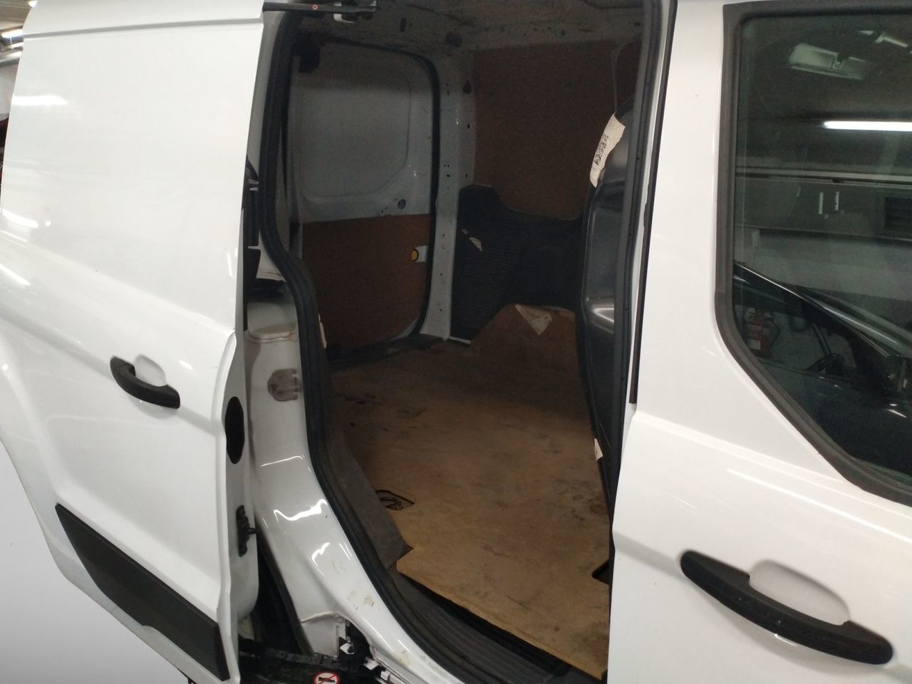 Ford Transit Connect Furgon 1.5 TDCi Trend 200 L1 - foto 11