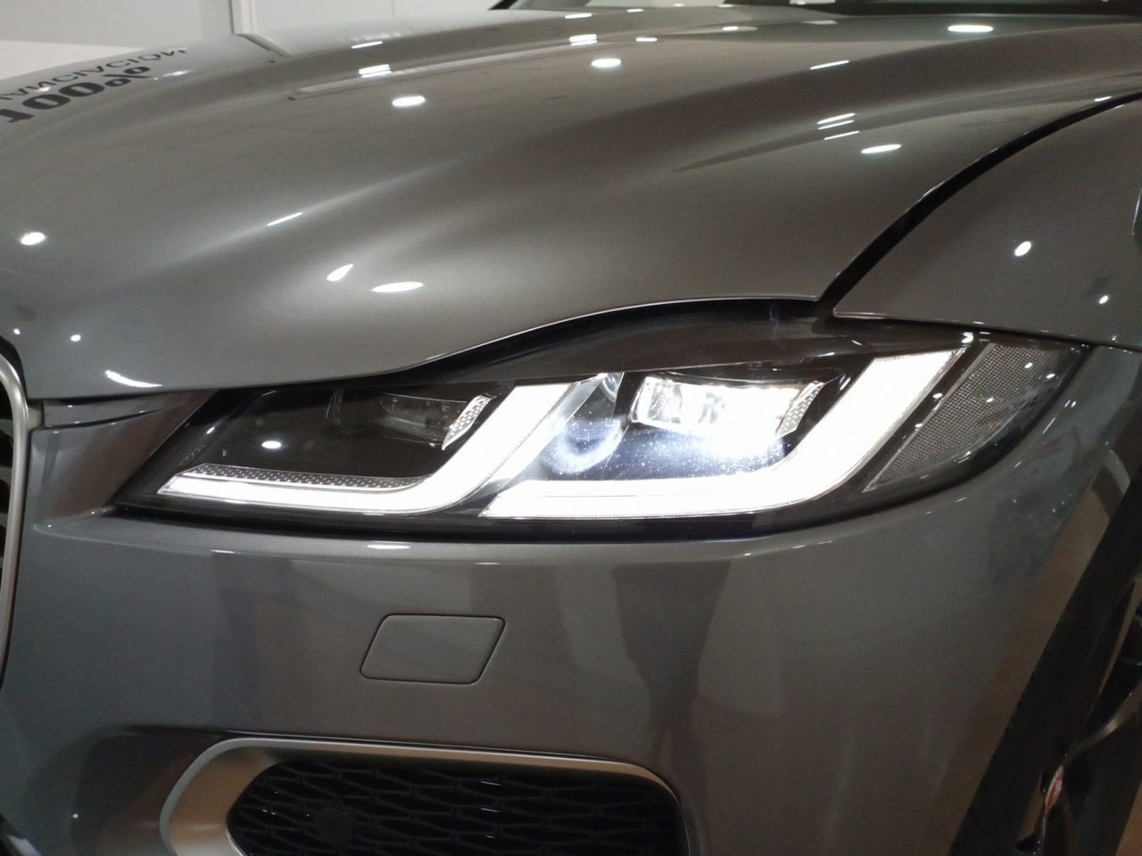 Jaguar F-Pace 2.0 I4 PHEV R-Dynamic S AWD - foto 22