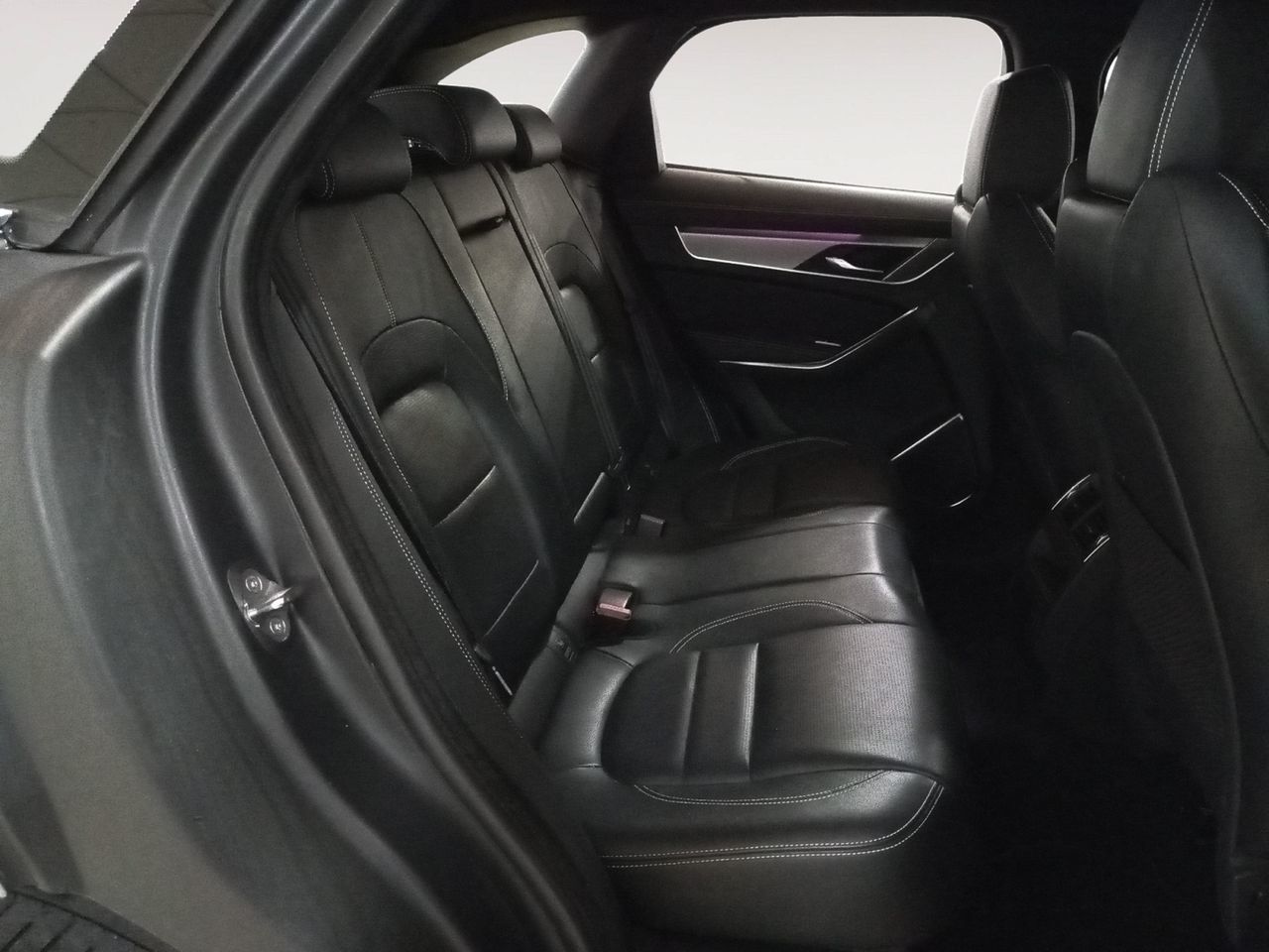 Jaguar F-Pace 2.0 I4 PHEV R-Dynamic S AWD - foto 10