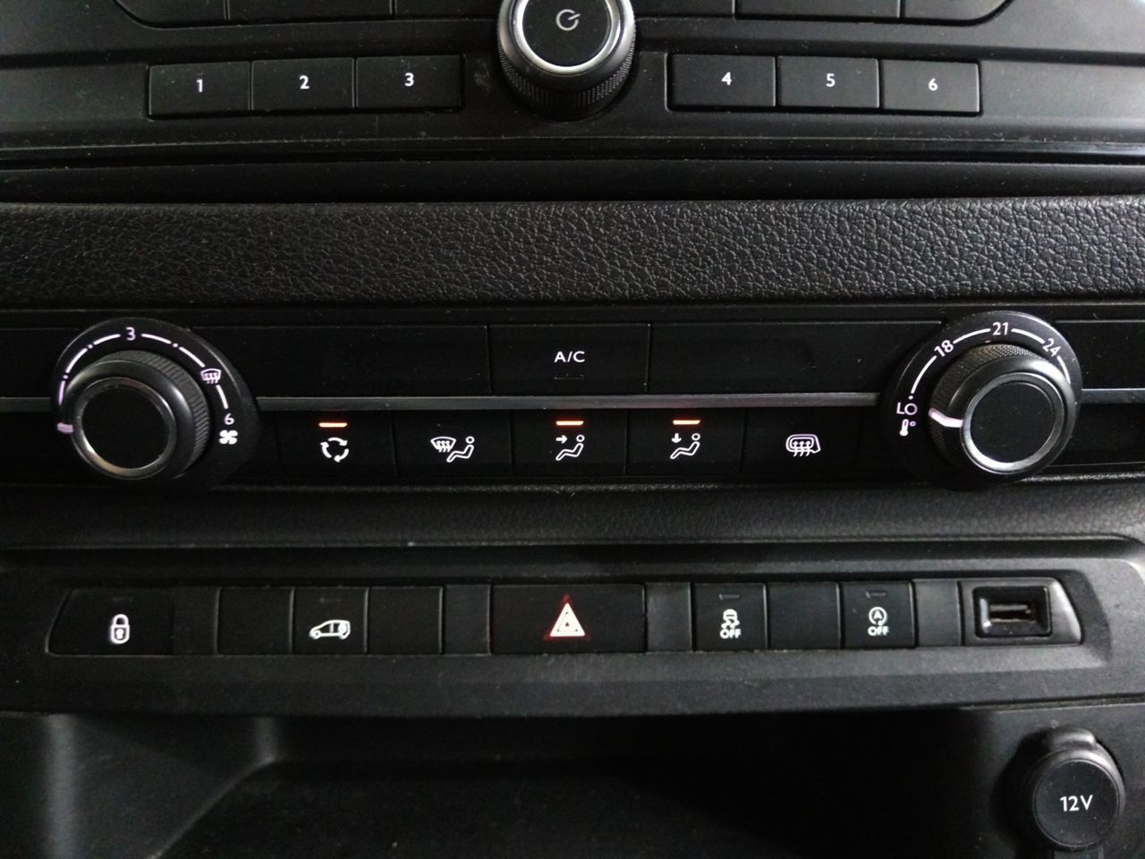 Peugeot Expert Furgon BlueHDi 120 Pro Standard - foto 18