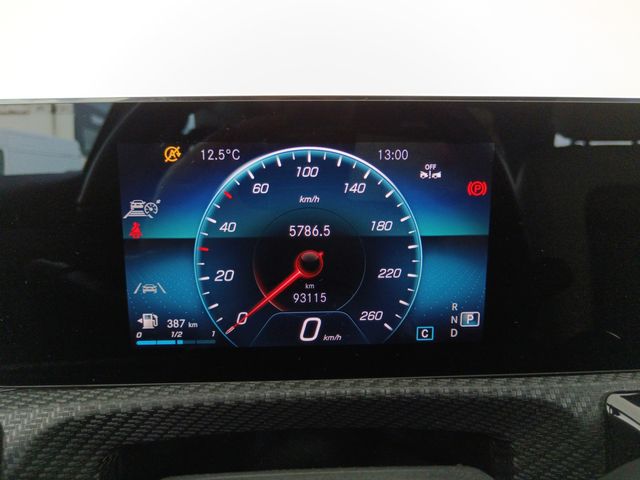 Mercedes-Benz Clase A 180 d - foto 13