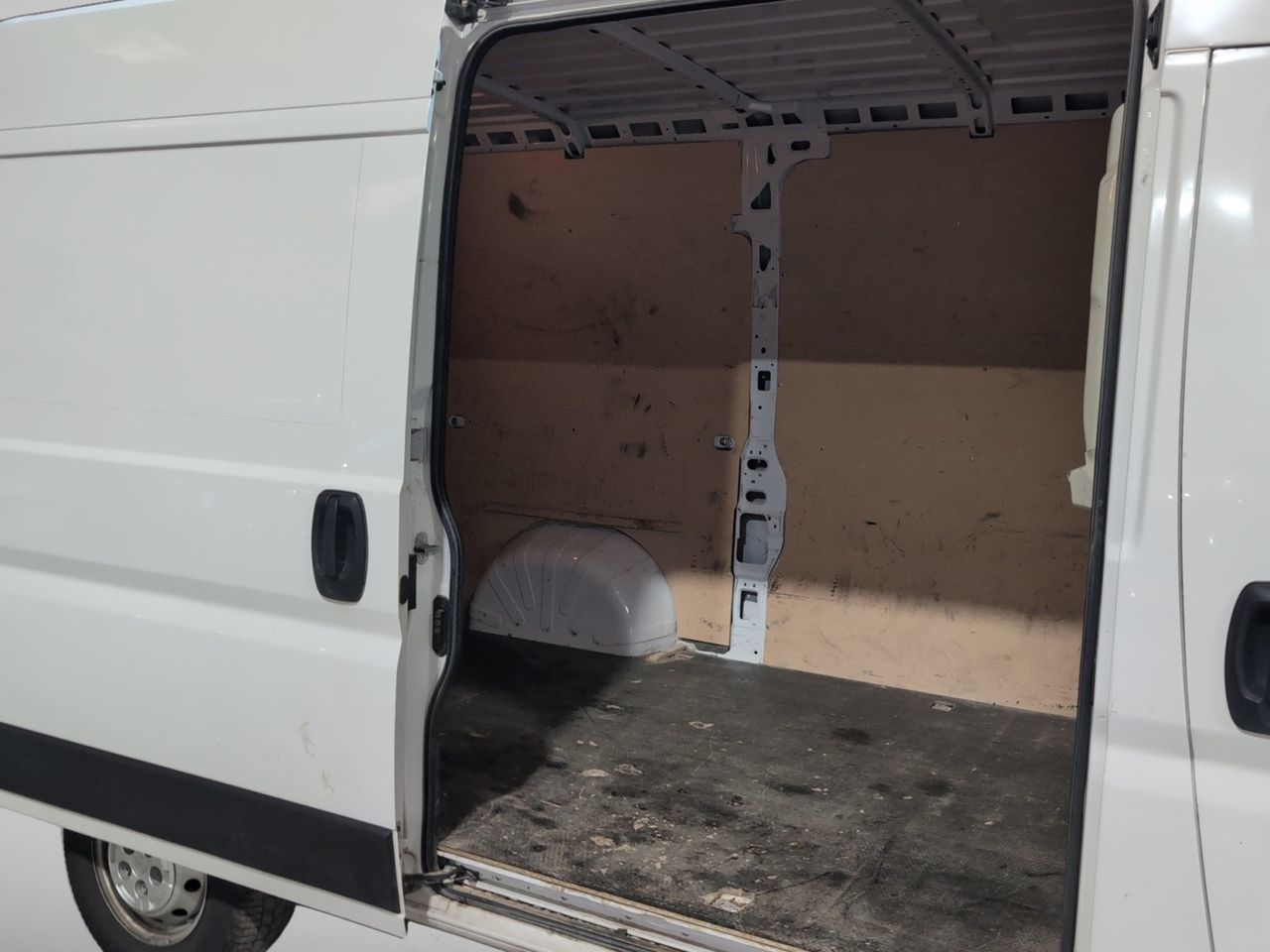 Opel Movano Furgon 2.2 BlueHDi Base L2H2 3.5T - foto 10