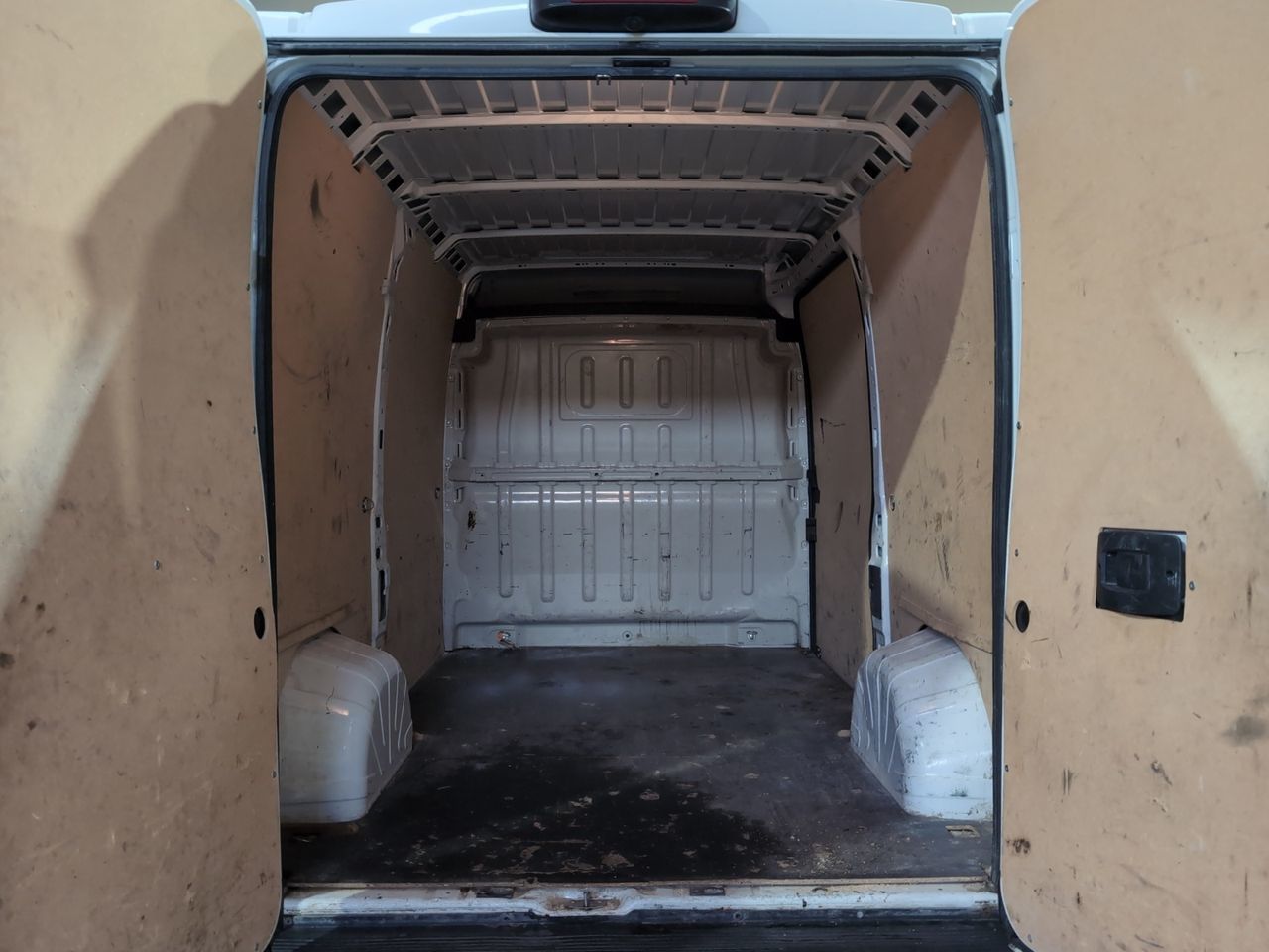 Opel Movano Furgon 2.2 BlueHDi Base L2H2 3.5T - foto 11