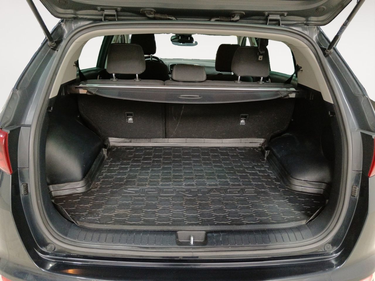 Kia Sportage 1.7 CRDi VGT Drive 4x2 - foto 12