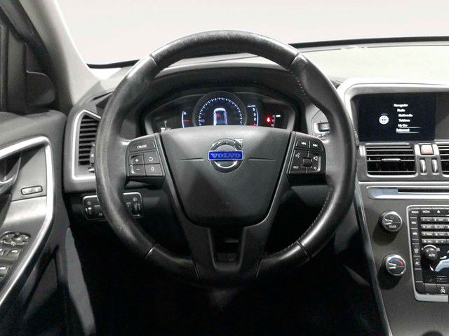 Volvo XC60 D3 Kinetic - foto 12