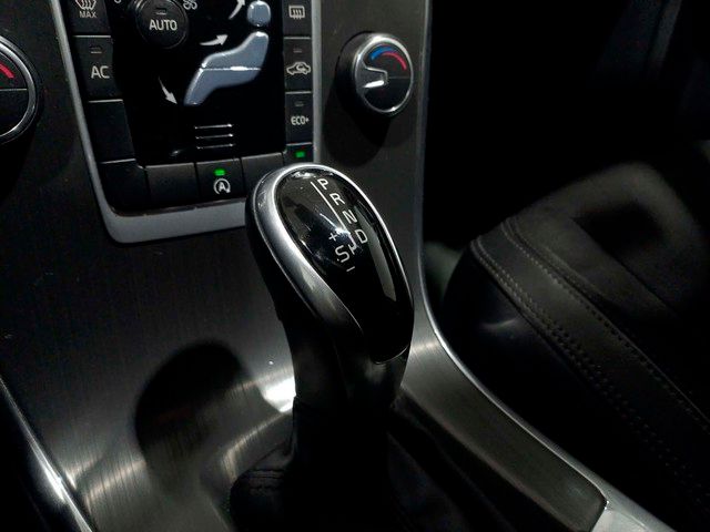 Volvo XC60 D3 Kinetic - foto 18