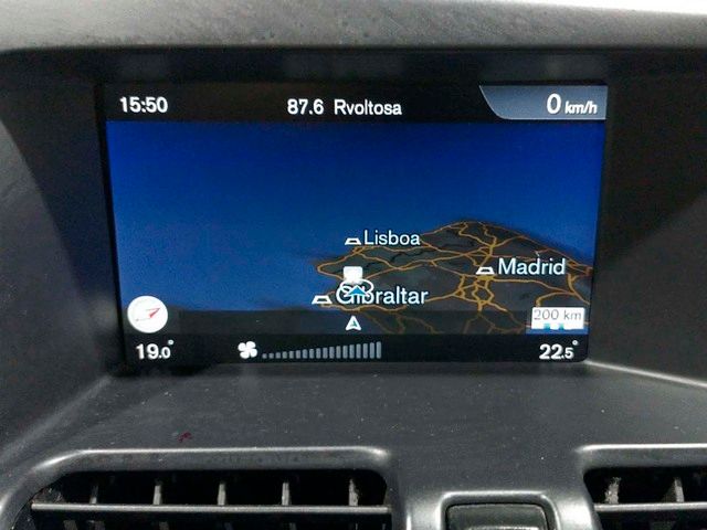 Volvo XC60 D3 Kinetic - foto 19