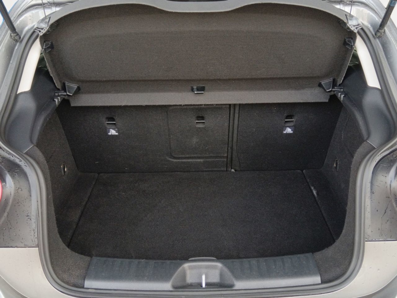 Mercedes-Benz Clase A 180 d - foto 12