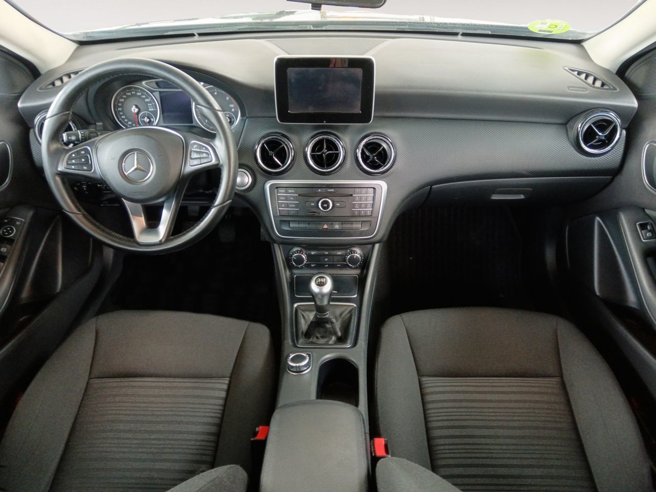 Mercedes-Benz Clase A 180 d - foto 7