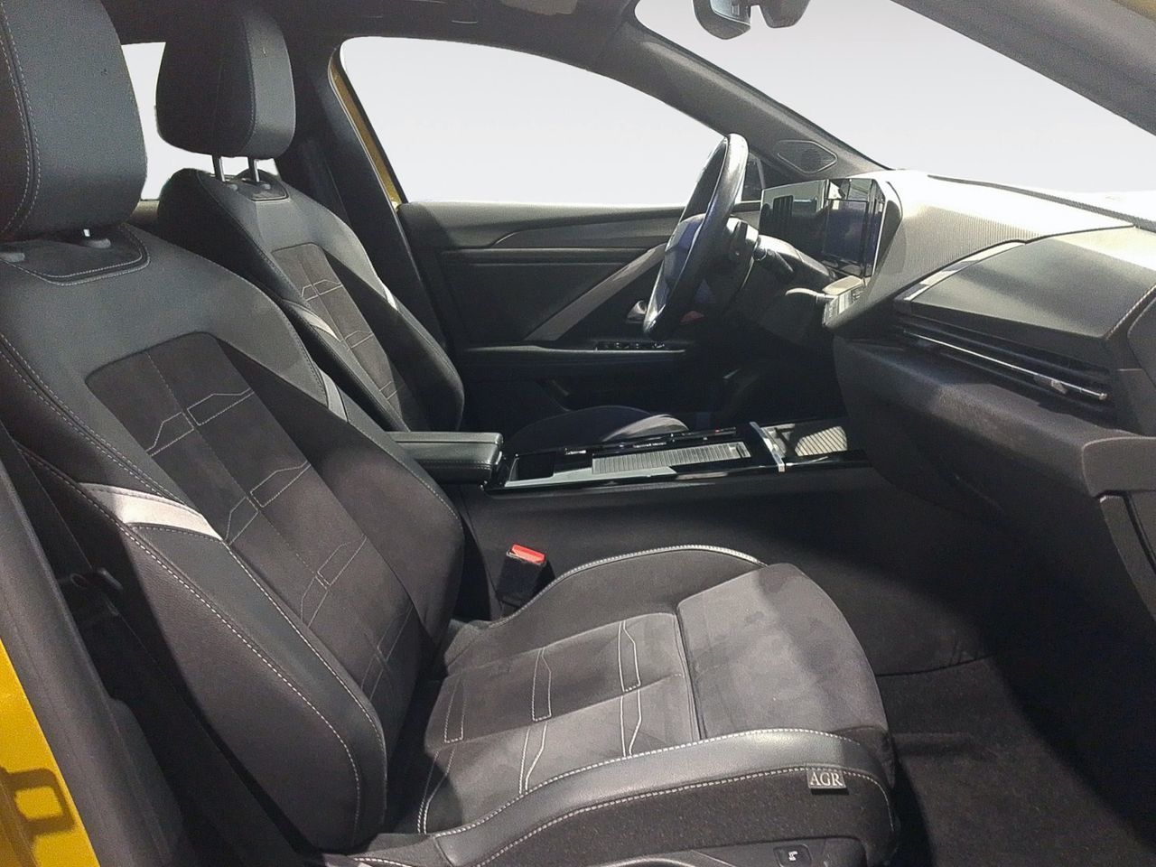 Opel Astra 1.2T XHT Ultimate - foto 11