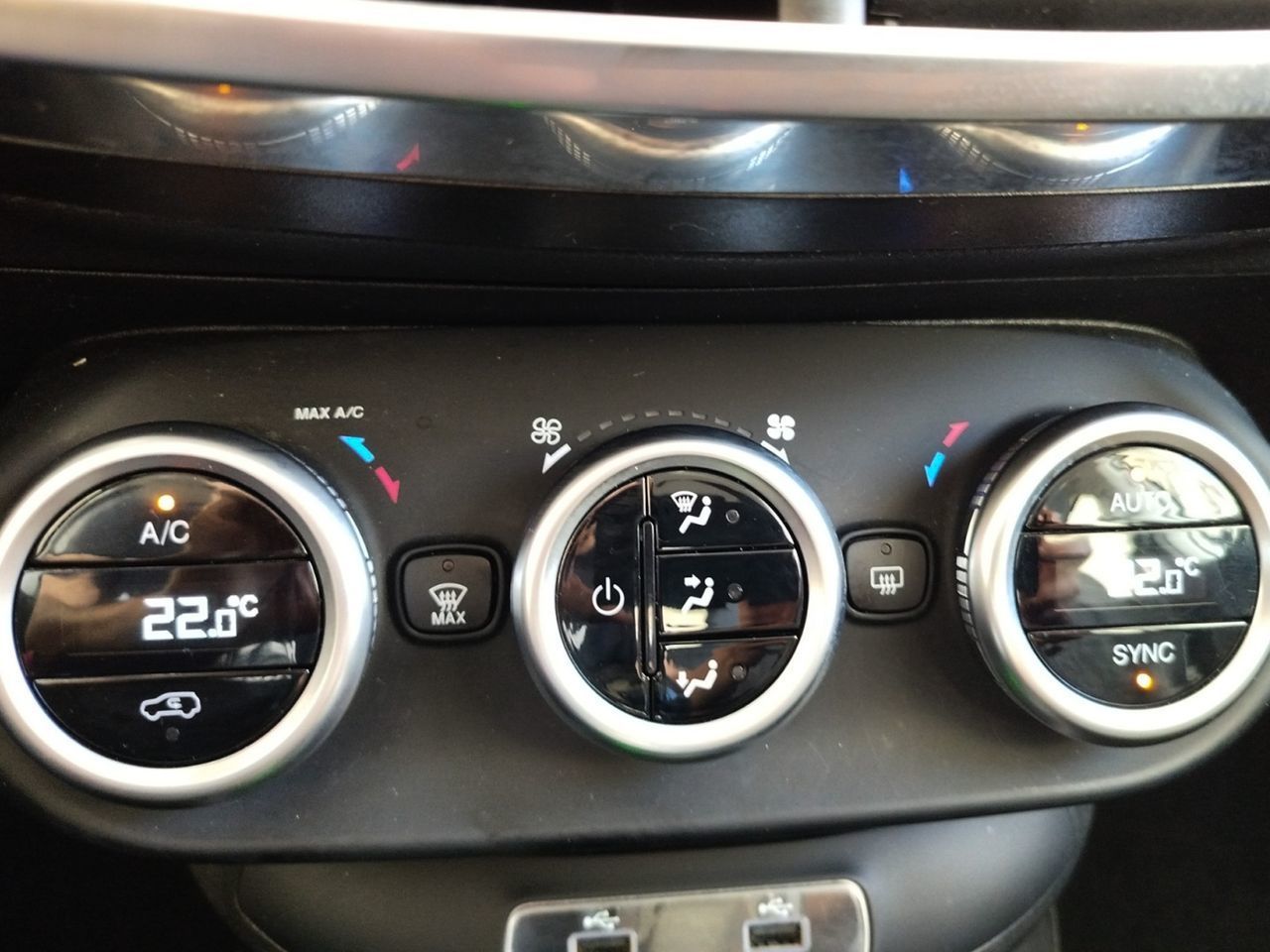 Fiat 500X 1.5 Hybrid Cross DCT - foto 17
