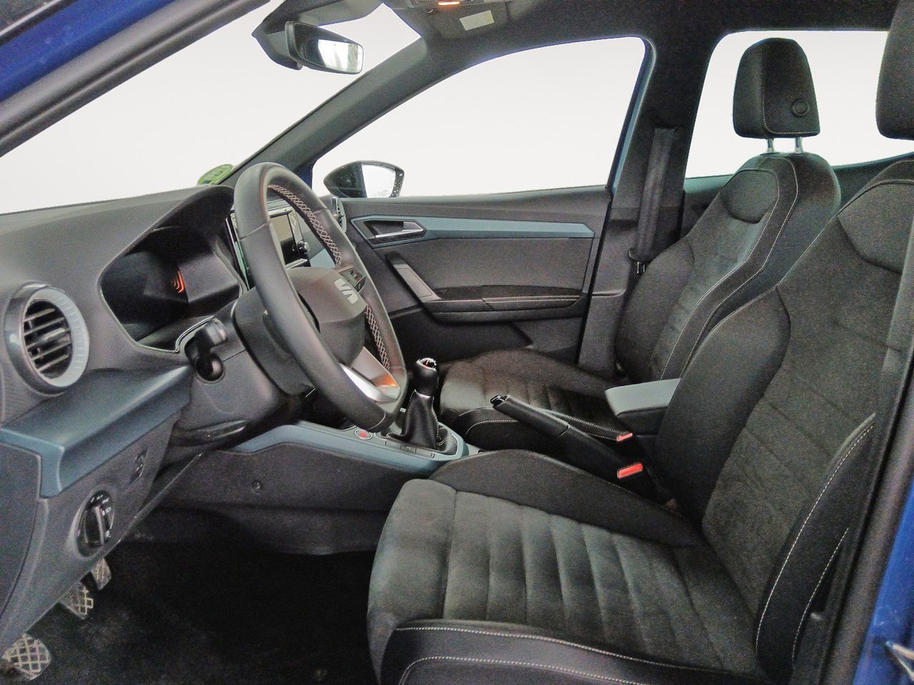 SEAT Arona 1.0 TSI Xperience - foto 9