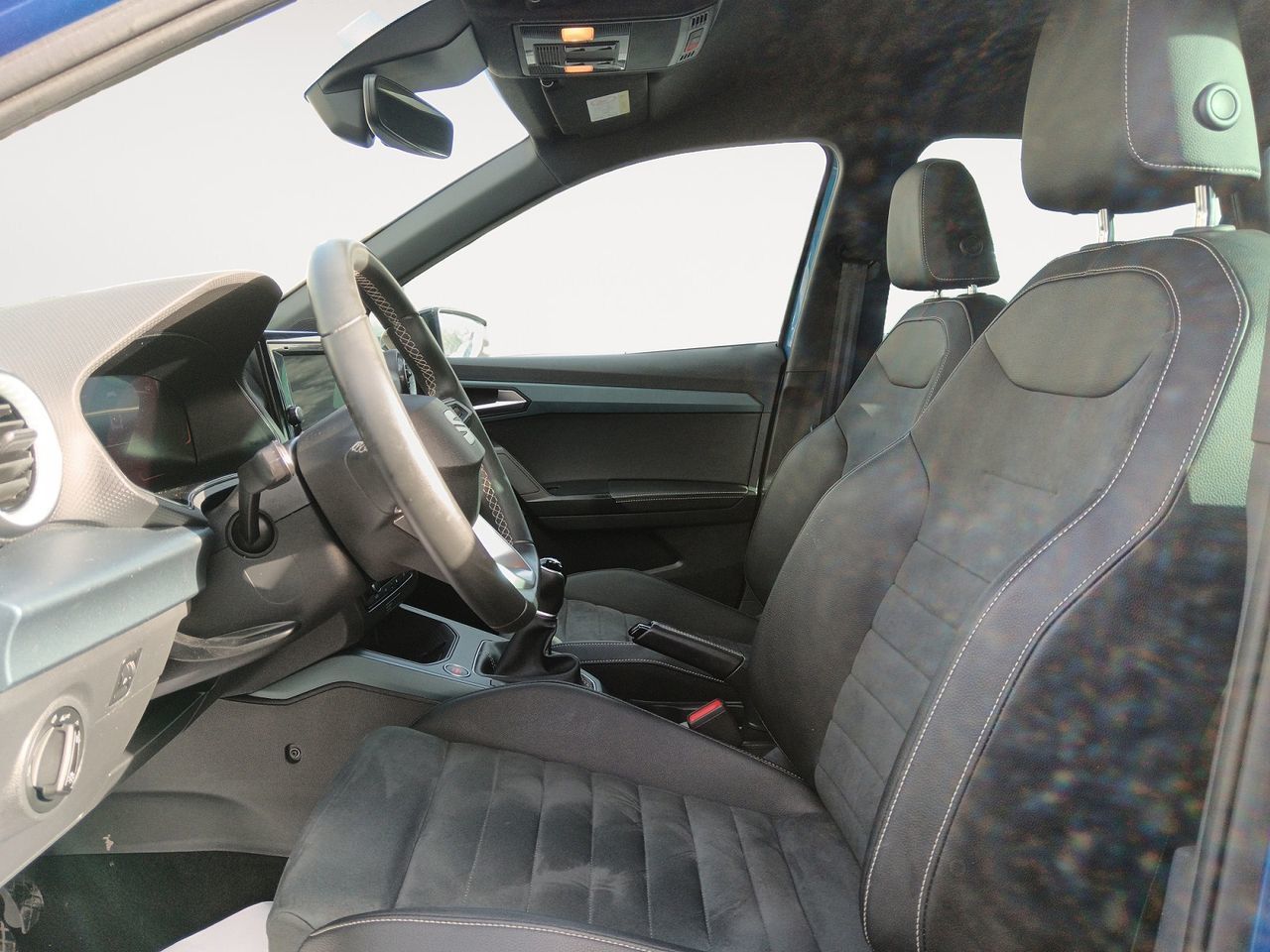 SEAT Arona 1.0 TSI Xperience - foto 9