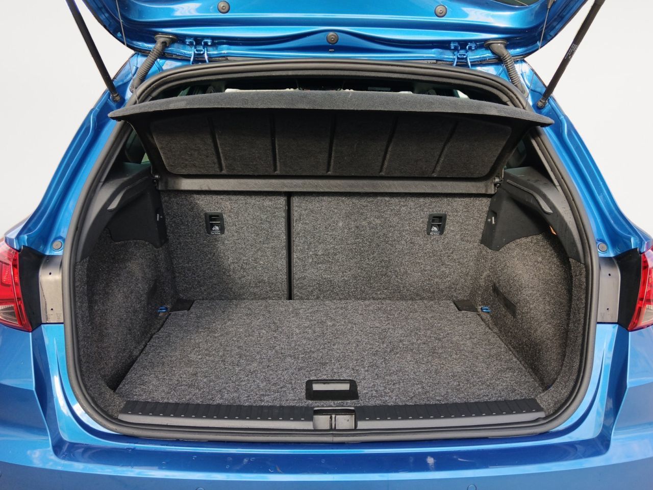 SEAT Arona 1.0 TSI Xperience - foto 12