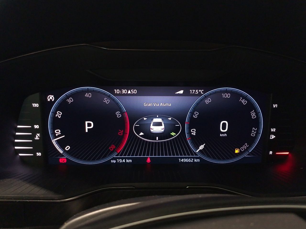 Škoda Superb 1.5 TSI Sportline DSG - foto 13