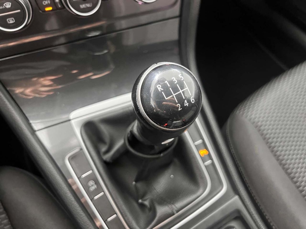 Volkswagen Golf Ready2Go 1.0 TSI - foto 15