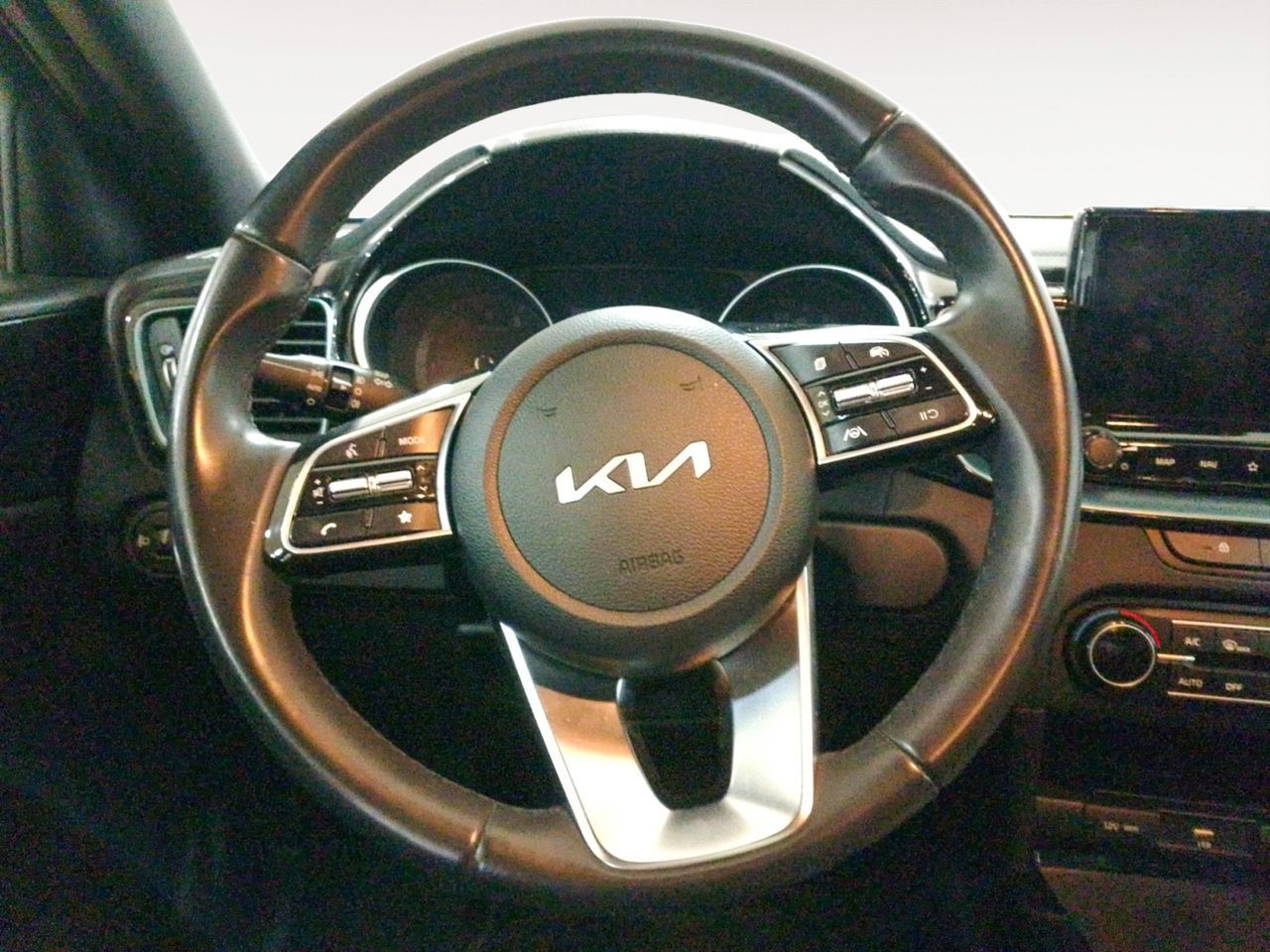 Kia Ceed 1.0 T-GDi Style Edition - foto 8