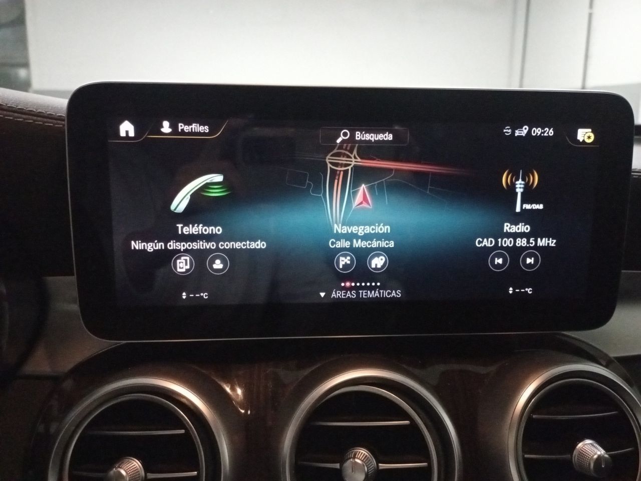 Mercedes-Benz GLC 300 e 4Matic - foto 16