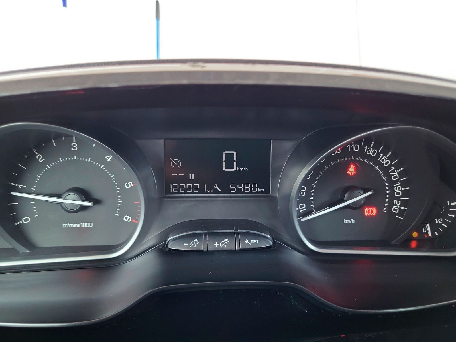 Peugeot 208 1.5 BlueHDi Signature - foto 15