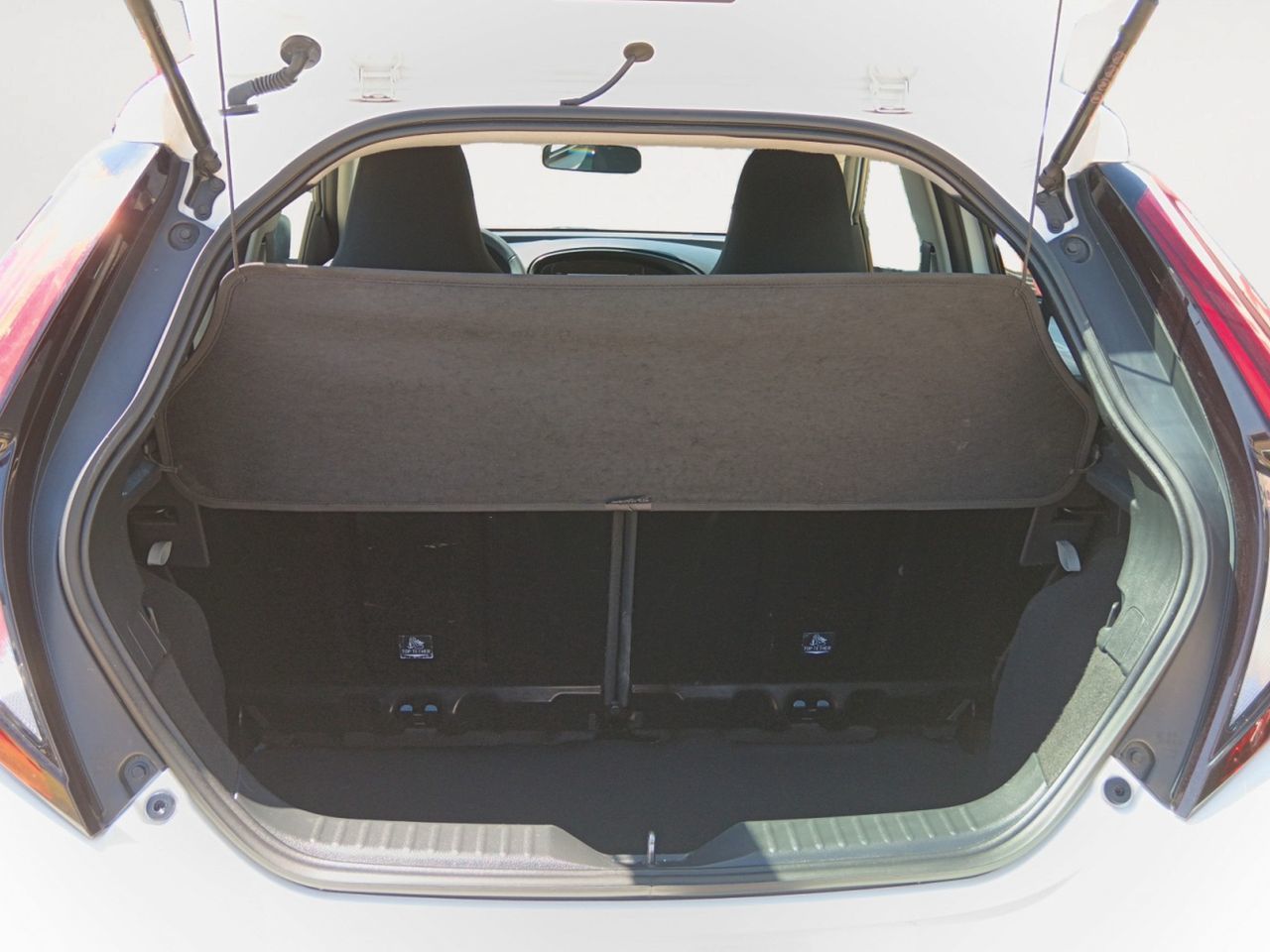 Toyota Aygo X 1.0 VVT-I Play - foto 11