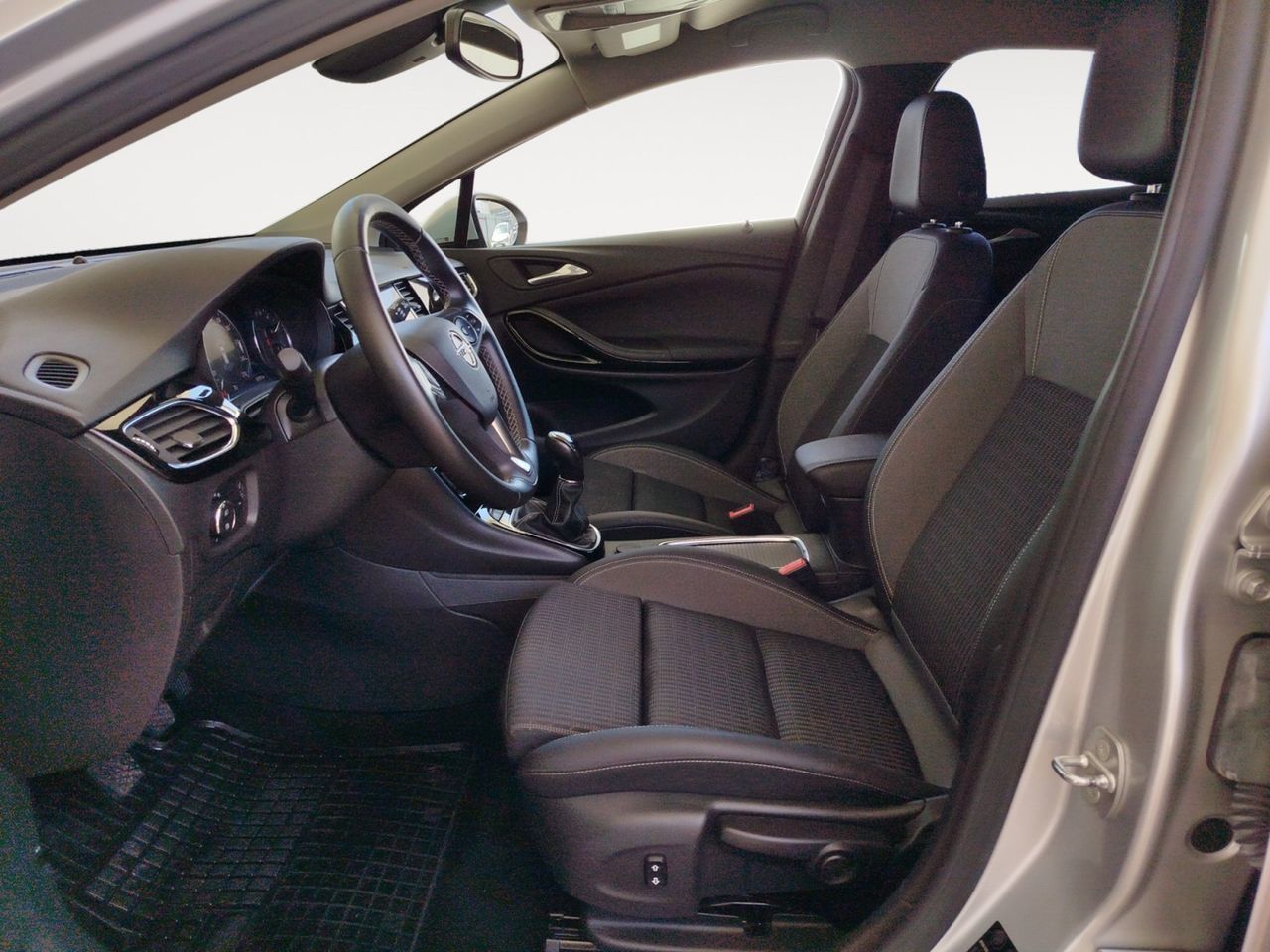 Opel Astra 1.2 Turbo SHR Elegance - foto 9