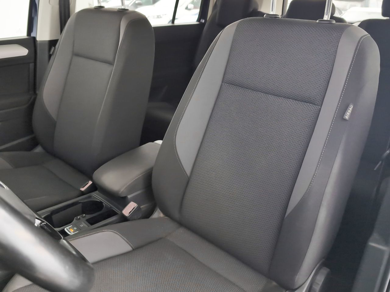 Volkswagen Touran Edition 1.6 TDI BMT - foto 24