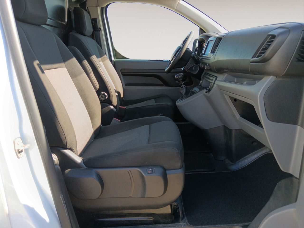 Citroën Jumpy Furgon BlueHDi 100 Talla XL - foto 9