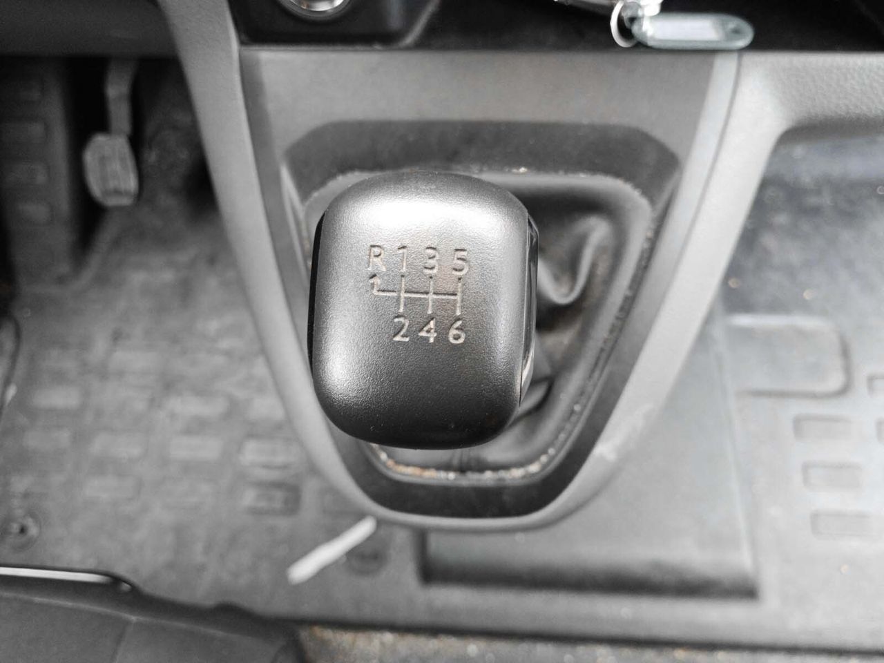 Peugeot Expert Furgon BlueHDi 100 Premium Long - foto 12