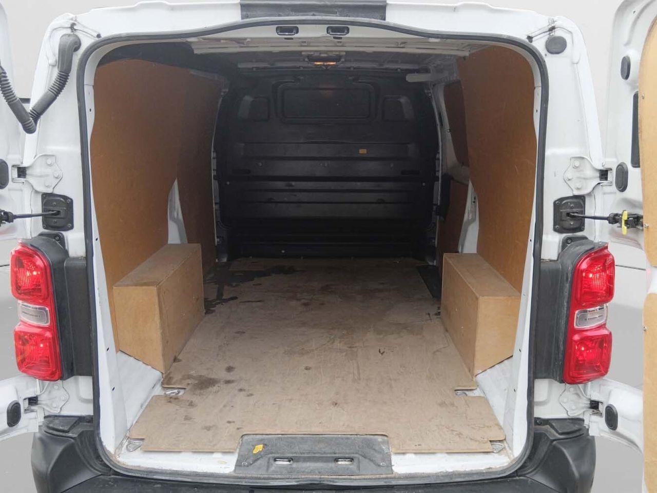 Peugeot Expert Furgon BlueHDi 100 Premium Long - foto 11