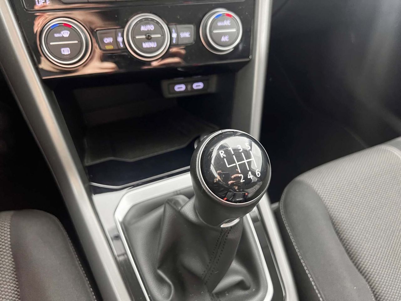 Volkswagen T-Roc Advance R-Line 1.0 TSI - foto 14