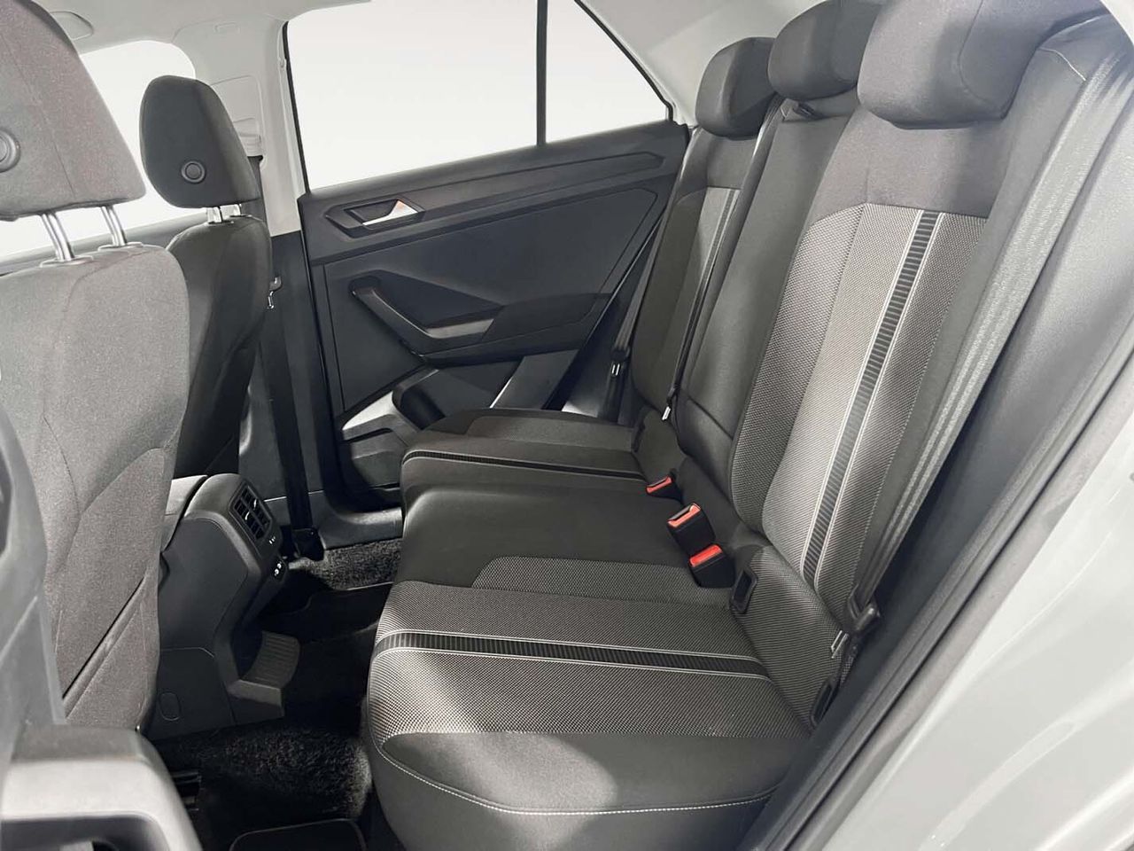 Volkswagen T-Roc Advance R-Line 1.0 TSI - foto 11