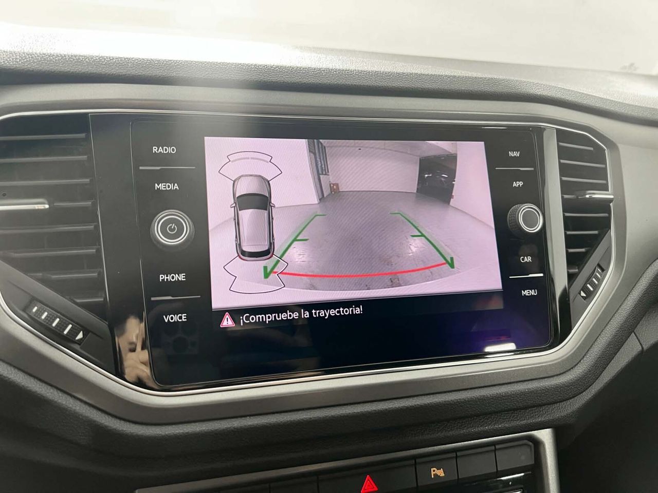Volkswagen T-Roc Advance R-Line 1.0 TSI - foto 19
