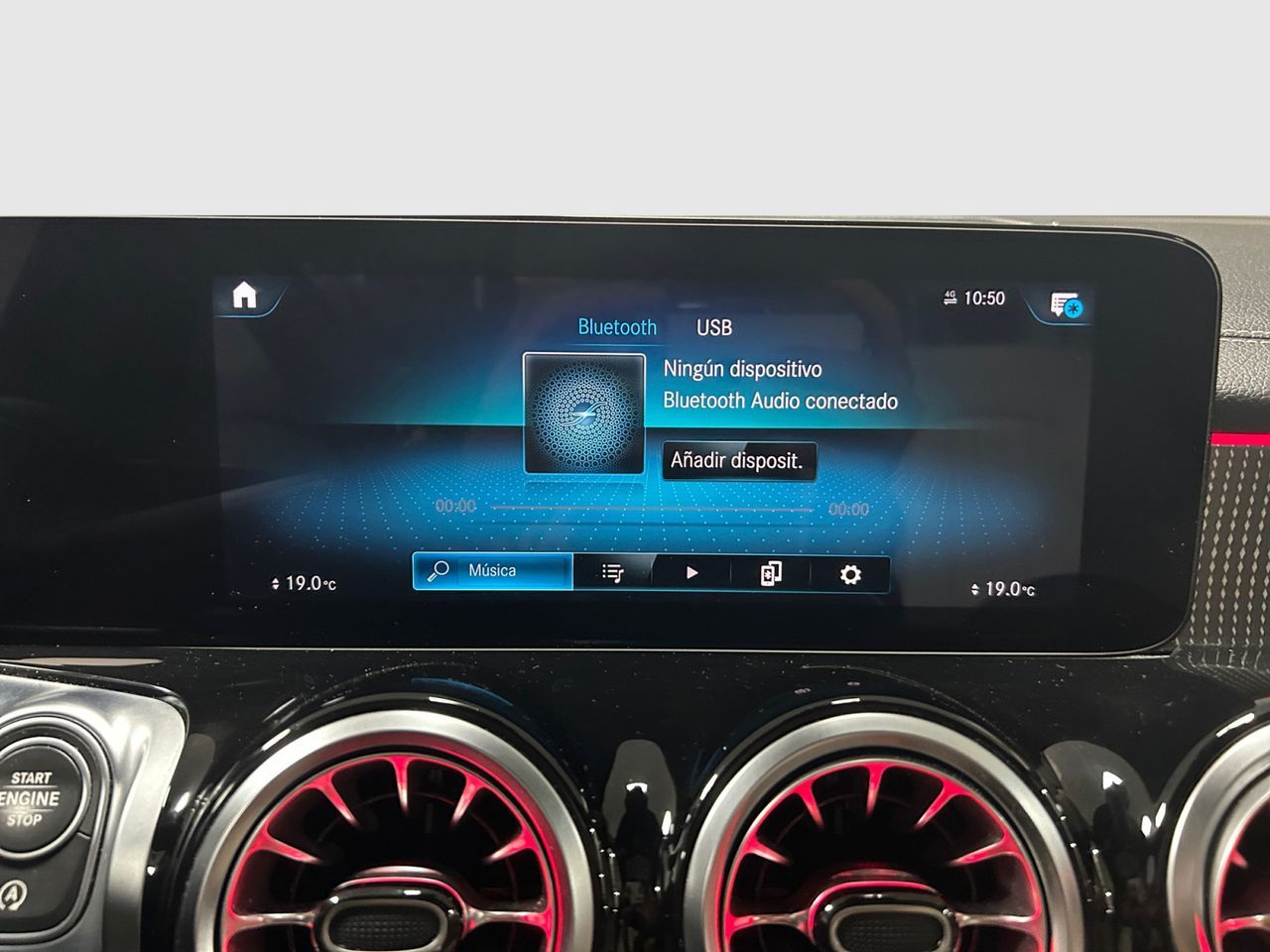 Mercedes-Benz GLB 200 d - foto 18
