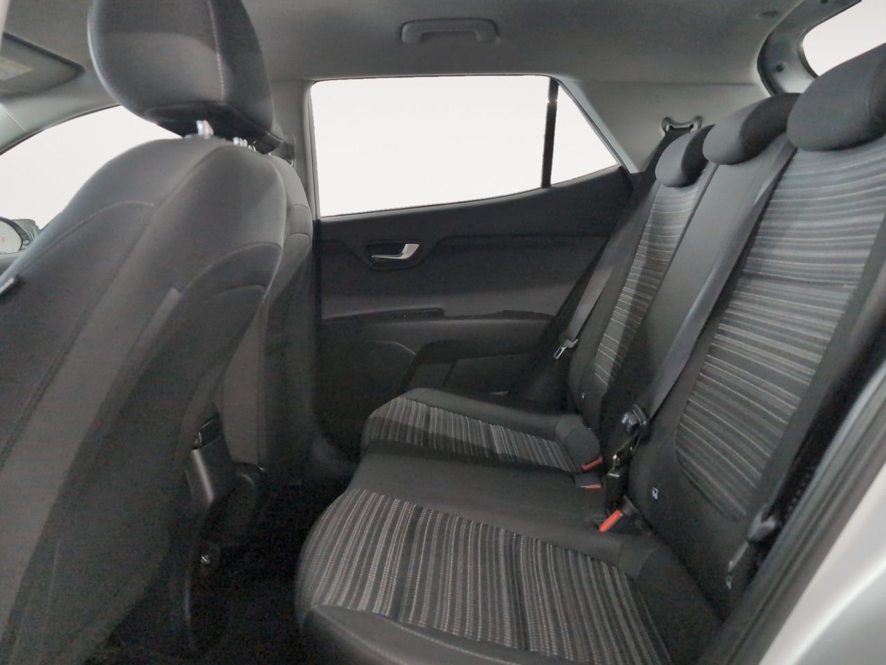Kia Stonic 1.0 T-GDi MHEV Drive - foto 11