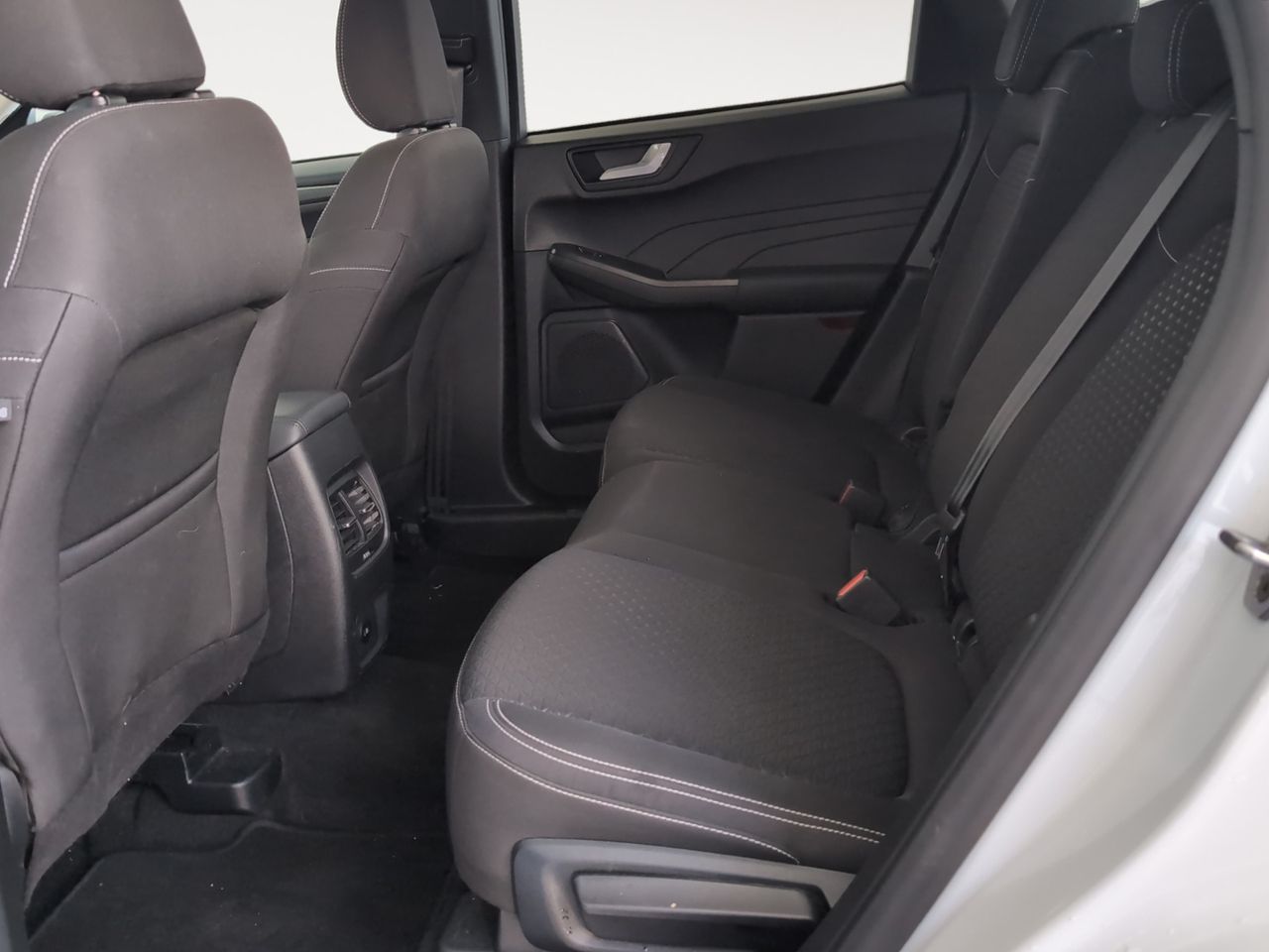 Ford Kuga 1.5 EcoBoost Titanium 4x2 - foto 11