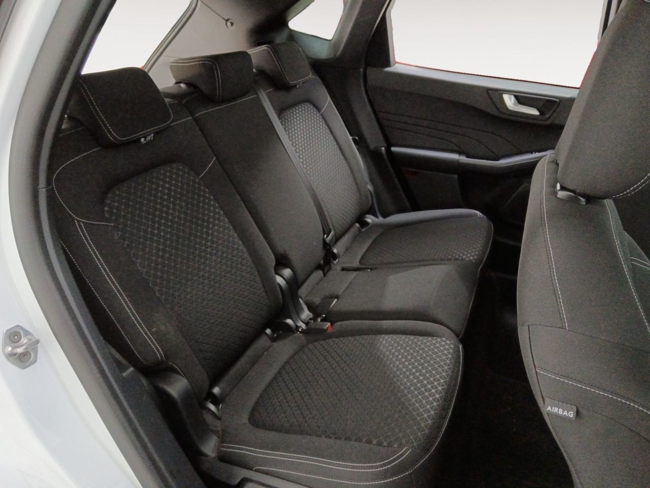 Ford Kuga 1.5 EcoBoost Titanium 4x2 - foto 9